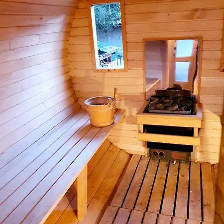 Monika Bed and breakfast