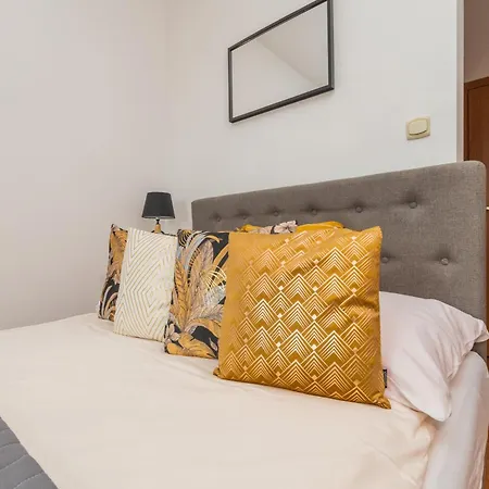 Monika Bed & Breakfast *
